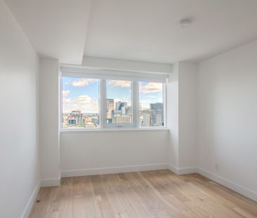 3460 Peel Street - Photo 1