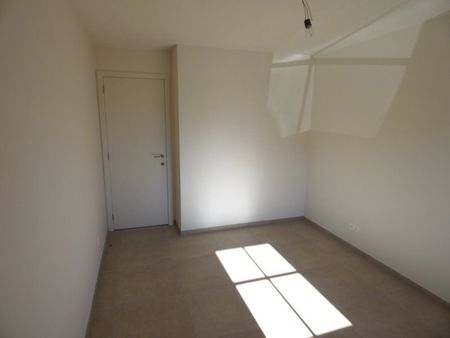 Nieuw volledig afgewerkt éénslaapkamerappartement - Photo 4