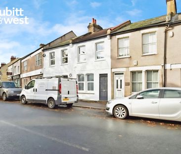 2 bedroom ground maisonette to rent - Photo 6
