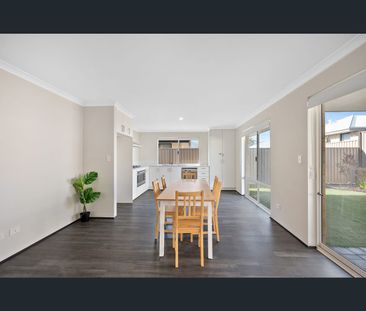 6 Stilton Way, Byford, WA 6122 - Photo 2