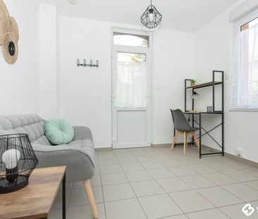 Location Appartement 2 pièces 28m² ROANNE 42300 - Photo 1