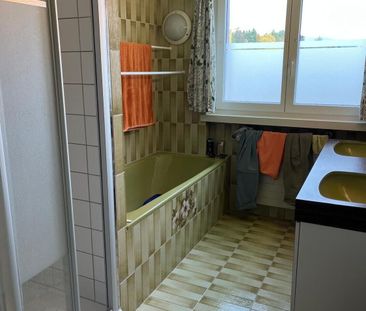 MAISON DE 6 PIÈCES À RAPPERSWIL (SG), MEUBLÉE, TEMPORAIRE - Photo 1