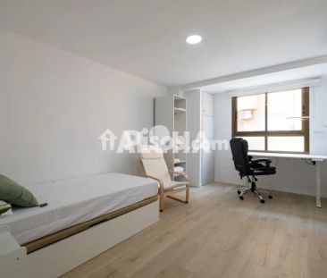 Apartamento en alquiler en Zona Ceu - Foto 1