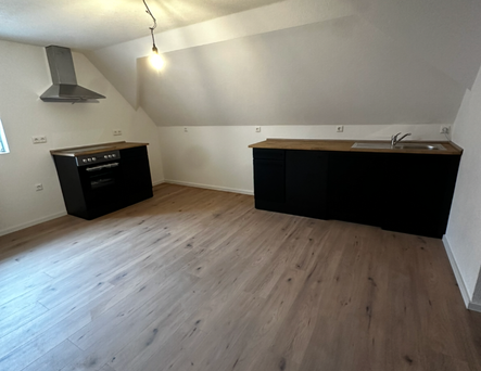 Erstbezug nach Kernsanierung - 3-Zimmer Dachgeschosswohnung - Foto 1