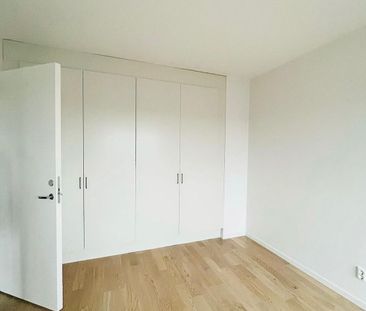 1:a Ekedalsgatan 9, Skövde - Photo 1