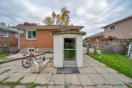 For Lease - 55 Moore Street Unit# BSMT, Brampton, Ontario - Photo 5