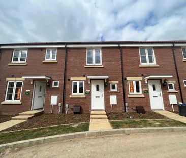 Bunting Court, Yeovil - Photo 2