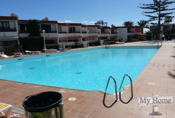 082-479 Renovated two bedroom duplex style bungalow in second line of Playa del Inglés beach.