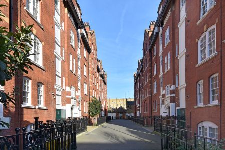 Burleigh House, Beaufort Street, Kensington and Chelsea, London, SW3 - Photo 3