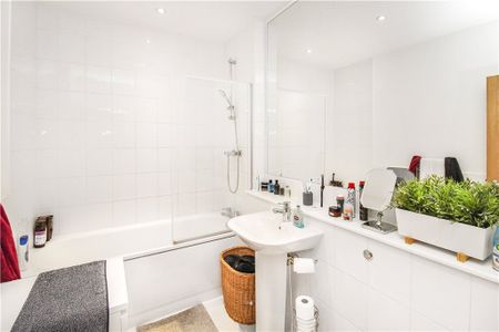 Durnsford Road, London, SW19 8GS - Photo 4