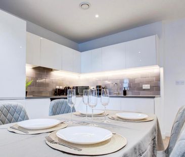 1 Bed Flat, Royal Crest Avenue, E16 - Photo 4