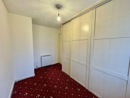 2 bedroom ground floor flat to rent - Photo 4