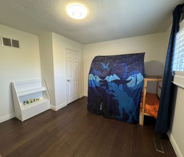 For Lease - 1232 Bonnybank Court Unit# Upper, Oakville, Ontario - Photo 4