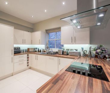 2 bedroom flat to rent - Photo 6