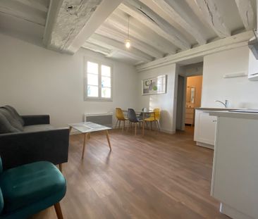 Location Appartement 2 pièces 36m² SAUMUR 49400 - Photo 2