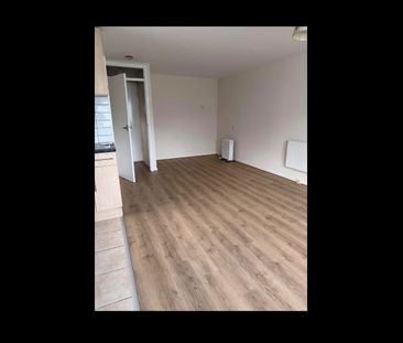 Studio Flat, Handcross Road, LU2 - Photo 1