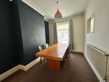 3 bedroom terraced house to rent - Photo 4