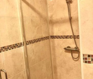 Reading, RG2 - Photo 6