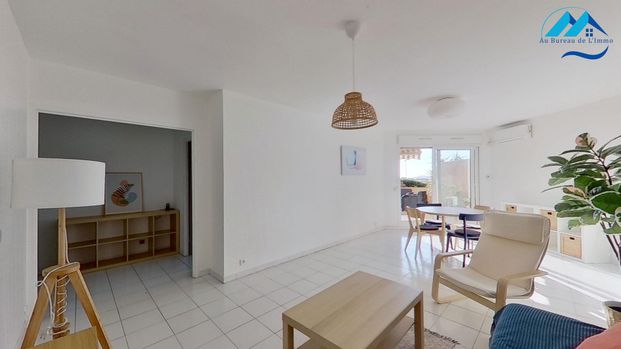 Location Appartement 3 pièces 73m² MARSEILLE 8ème - Photo 1