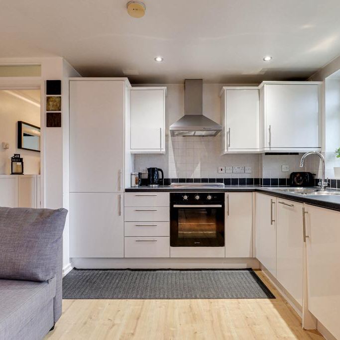 1 bedroom flat to rent - Photo 1