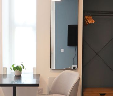 Studio Apartment – Medium Let - Photo 5