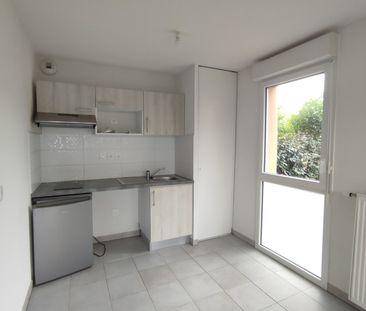 Location Appartement 2 pièces 40m² ROQUES 31120 - Photo 6