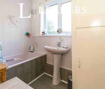 2 bedroom bungalow to rent Walkford Way, Walkford, Christchurch, BH23 - Photo 6