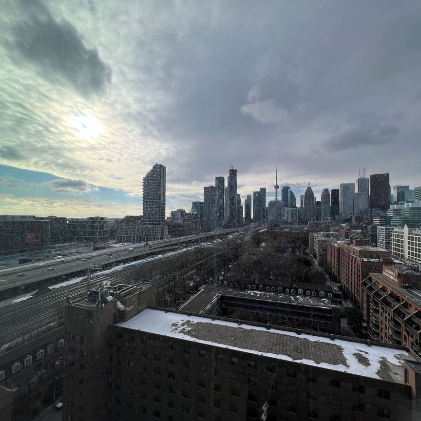 For Lease - 35 Parliament Street Unit# 1810, Toronto, Ontario - Photo 1