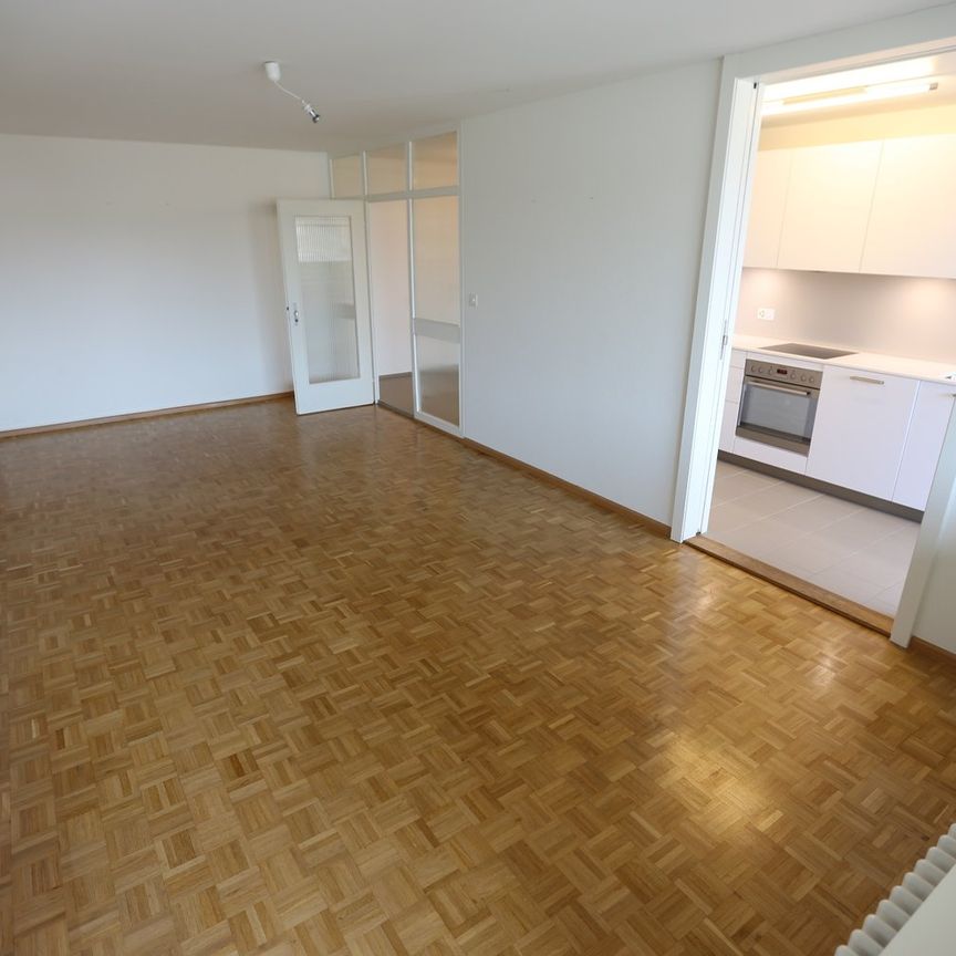 2.5 Zimmer, 77 m², 2. Stock - Photo 1