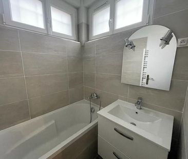 MAISON - SARTROUVILLE, - Photo 5