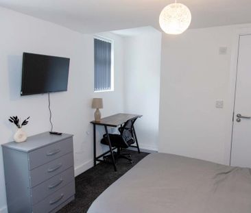 6 bedroom terraced house to rent - Photo 6
