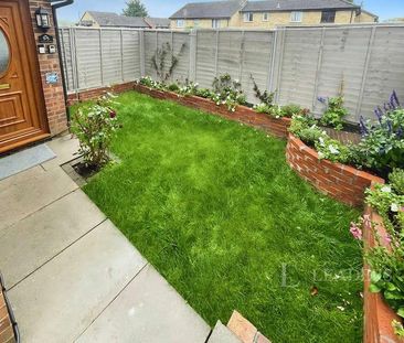 Coverdale - Bedroom House - Private Garden - Excellent Throughout, LU4 - Photo 3