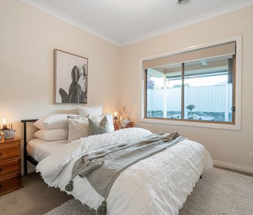 11 Squirrel Glider Drive, Thurgoona NSW 2640 - House For Rent | Domain - Photo 1