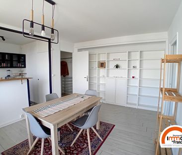 Location Appartement 3 pièces 67m² - Photo 2