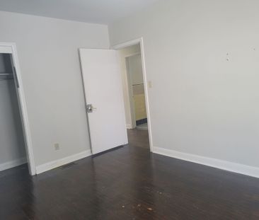 For Lease - 22 Northampton Drive Unit# (Main), Toronto, Ontario - Photo 5