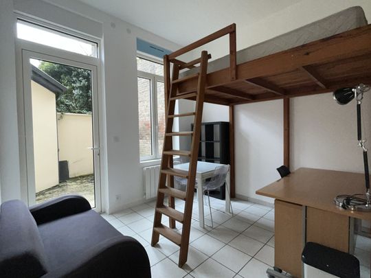1 PIÈCE 16,30 M² STUDIO Meublé- HENRIVILLE - PROCHE CENTRE VI - Photo 1