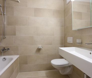 Moderne 5.5-Zimmerwohnung Nähe der Langen Erlen - Photo 3