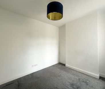 1 bedroom ground floor flat to rent - Photo 2