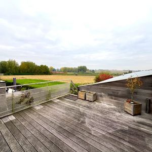 appartement met 2 slpk en autostaanplaats nabij centrum - Photo 2