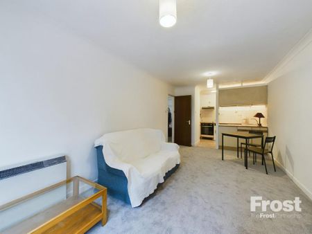 1 bedroom apartment to rent - Photo 2