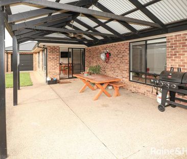 Ideally Positioned Tatton Home - Photo 2