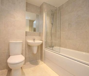 Kidwells Close Maidenhead, SL6 - Photo 6