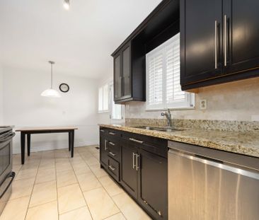 For Lease - 39 Amberdale Drive, Toronto, Ontario - Photo 5