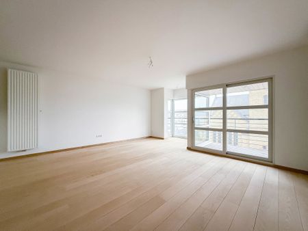 Zonnig, ongemeubeld appartement, gelegen op de Dumortierlaan - Foto 4