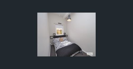 ONE BEDROOM UNIT - FURNISHED - Photo 3