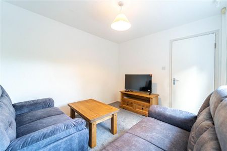 4 bedroom terraced house to rent - Photo 2