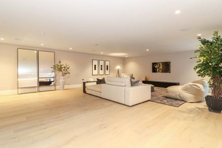 Knottocks Drive, Beaconsfield, Buckinghamshire,HP9 - Photo 4