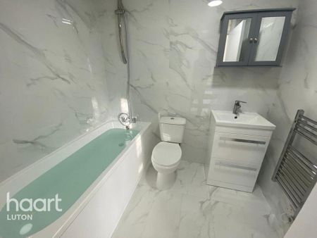 2 bedroom maisonette to rent - Photo 2