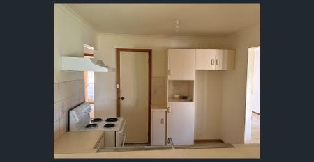 Family Home in Craigmore - Photo 2