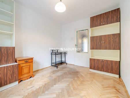 Jasne mieszkanie 2-pokojowe z osobną kuchnią - Zdjęcie 2